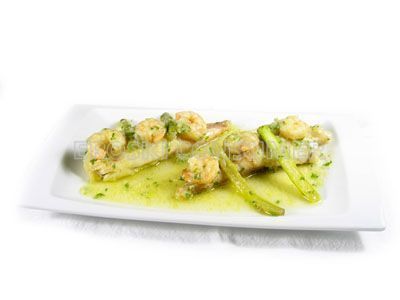 Colas de rape con gambas en salsa verde de Angel Romero - Recipefy