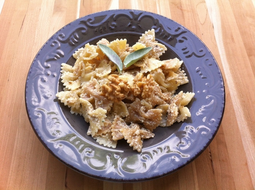 Farfalle con crema di tofu, noci e salvia di Eleonora  Michielan - Recipefy