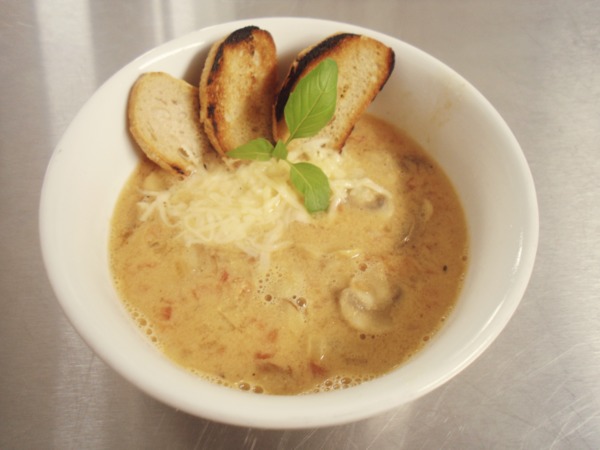 Salsa de crema de Champiñones of Mónica Sánchez - Recipefy