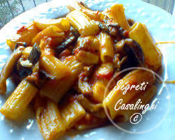 Pasta melanzane mozzarella pomodoro of Letizia - Recipefy