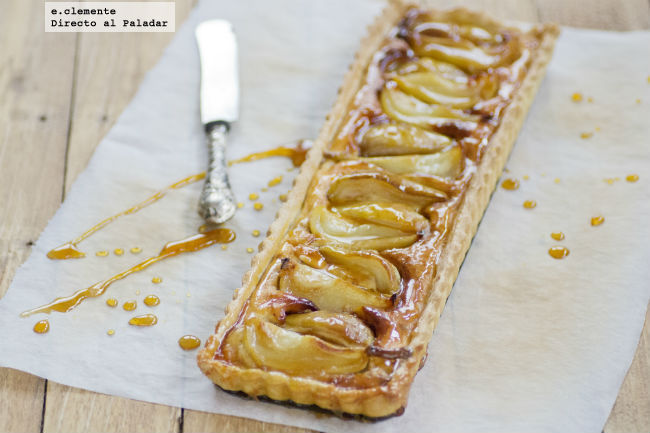 Tarta de peras caramelizadas y almendra di Angel Romero - Recipefy