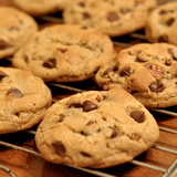 9619353306_http-upload-wikimedia-org-wikipedia-commons-b-b9-chocolate_chip_cookies_-_kimberlykv-jpg%7d