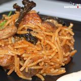 Fideos%20picantes%20con%20verduras%20de%20la%20huerta%20y%20butifarra
