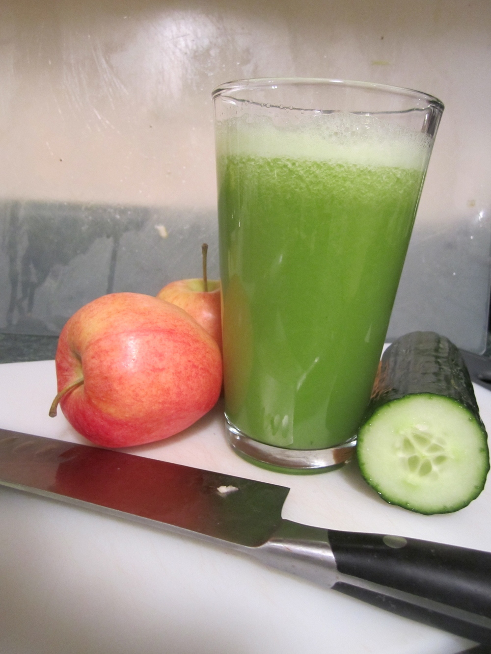 citrus 7 (cucumber apple lemon ginger cayenne) di Angela O - Recipefy