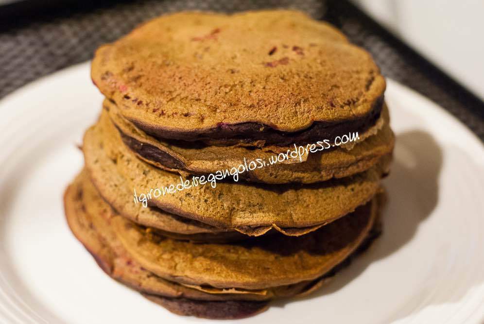 Vegan & gluten free pancakes alle barbabietole di Valentina - Recipefy