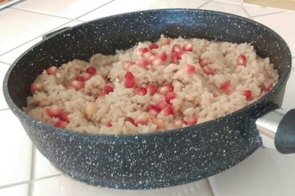 RISOTTO ALLA MELAGRANA E CREMA DI PORRI de emanuela - Recipefy