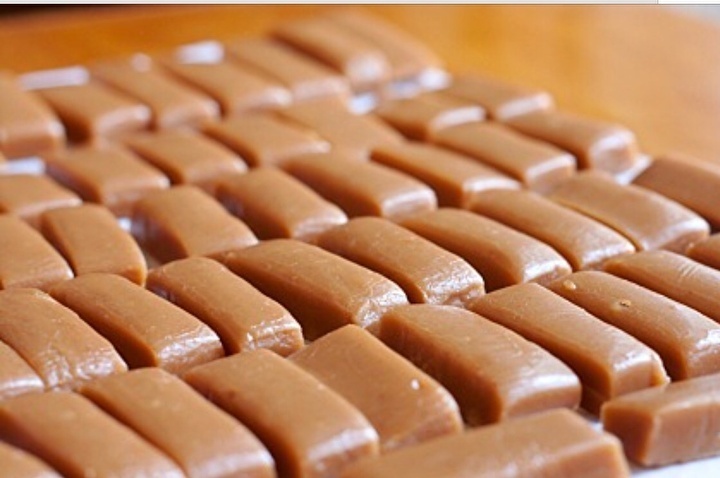 Xmas Toffee of Michele Poole - Recipefy