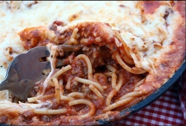 Hillbilly Spaghetti Pie di Karyn Johnson - Recipefy