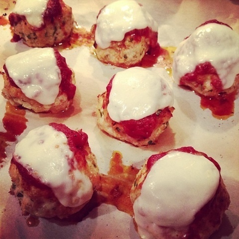 Rolled up Chicken Parm de Courtney Glantz - Recipefy