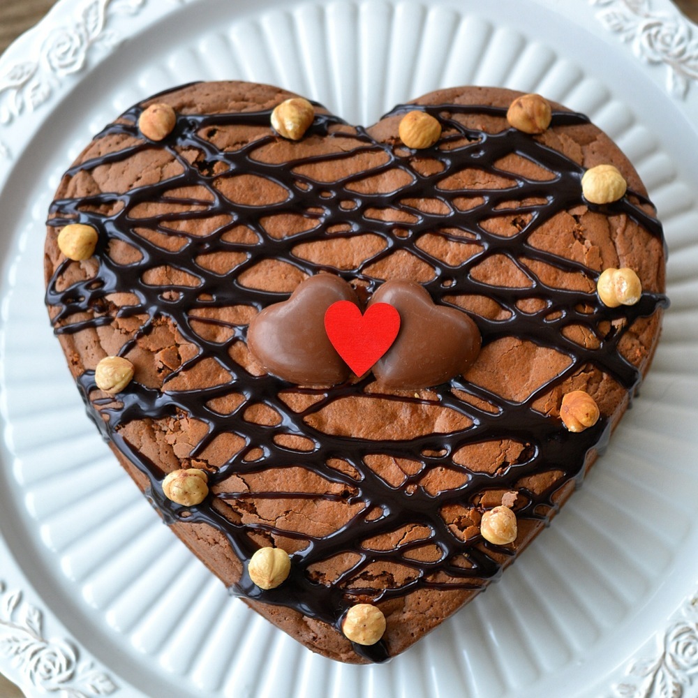 Torta con nocciole e cioccolato di Eleonora Michielan - Recipefy