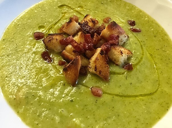 Crema di broccoli e patate di Mammesenzaglutine - Recipefy