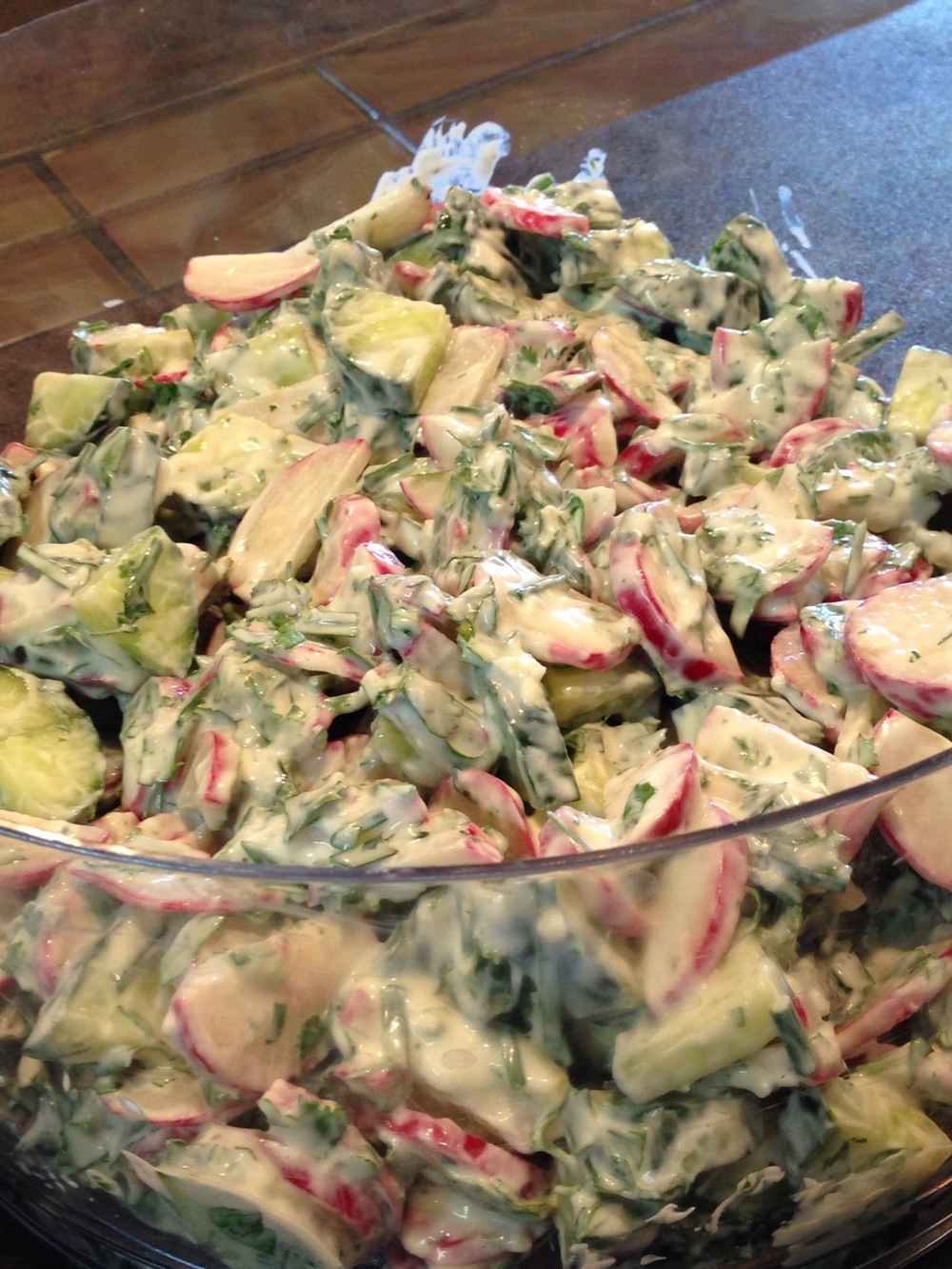 Cucumber Radish Salad di Michele Poole - Recipefy