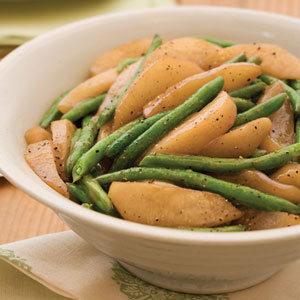 Sauteed Green Beans and Pears di Schalene Dagutis - Recipefy