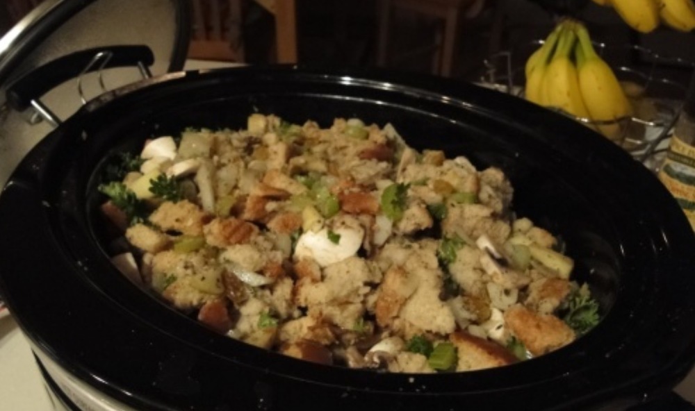 Slow Cooker Stuffing di Michele Poole - Recipefy