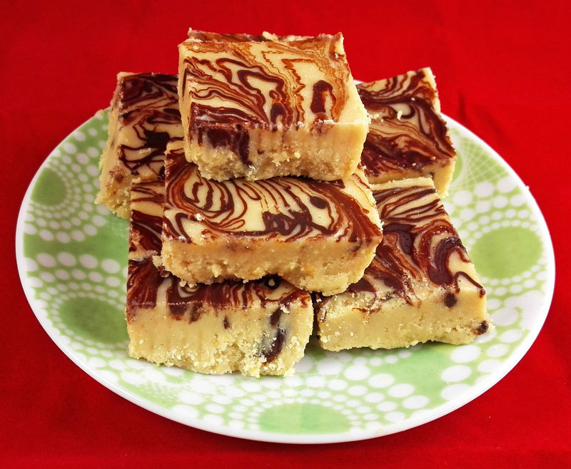 4-Ingredient Peanut Butter Chocolate Fudge di MyHealthyDessert - Recipefy
