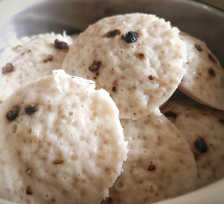 Blackpepper Quinoa Idlis of OrgFarmersCo - Recipefy