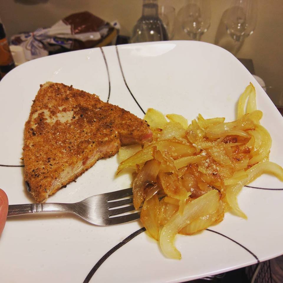 Seared Tuna with breadcrumbs di s0rceress0 - Recipefy