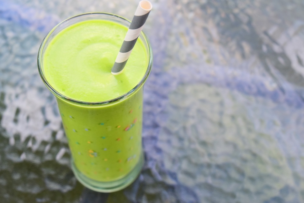 Avocado & Coconut Cream Smoothie di MyNutriCounter - Recipefy