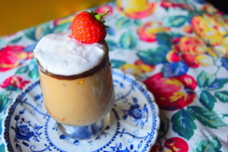 Almond Butter & Cacao Mousse de MyNutriCounter - Recipefy