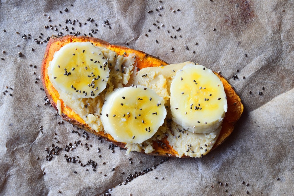 . Sweet Potato Toast with Almond Butter, Chia & Banana di MyNutriCounter - Recipefy