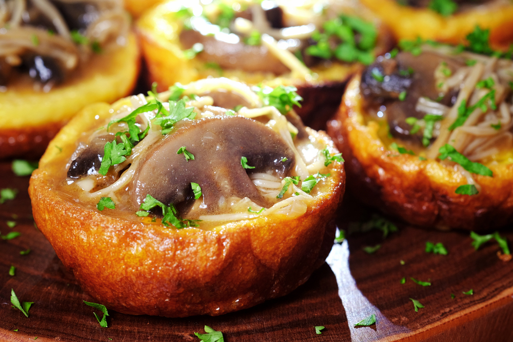 Gluten-Free Yorkshire Pudding with Mixed Mushroom Ragout de MyNutriCounter - Recipefy