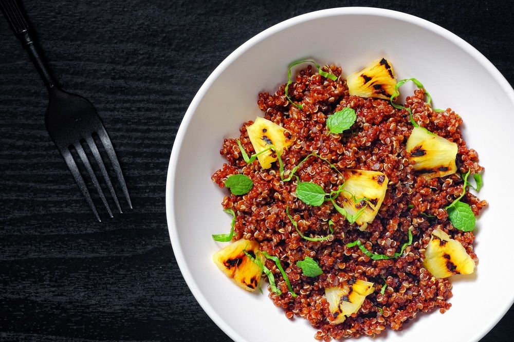Grilled Pineapple and Red Curry Quinoa of MyNutriCounter - Recipefy
