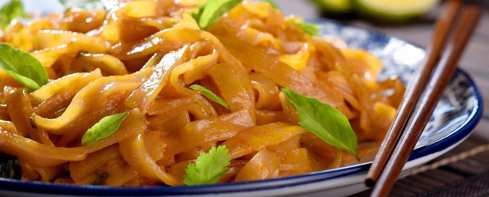 Gluten-Free Red Curry Linguini di MyNutriCounter - Recipefy
