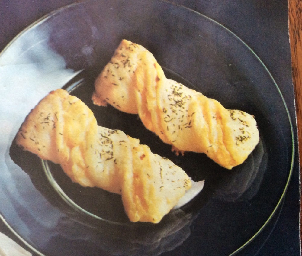 Cheese-Onion Twists di Michele Poole - Recipefy
