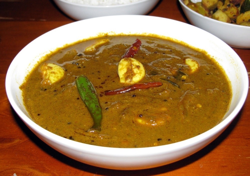 Karuveppilai Kuzhambu Recipe of Mithra - Recipefy