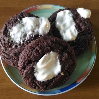 Cookies con cacao e marshmallow de Elena - Recipefy