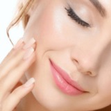 Magical-tomato-mask-to-get-rid-of-large-open-pores-and-get-glowing-skin-1