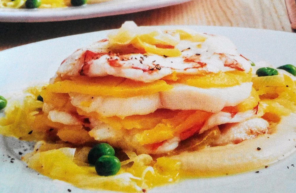Millefoglie di gamberi e capesante su crema di ceci of Marina Marini - Recipefy