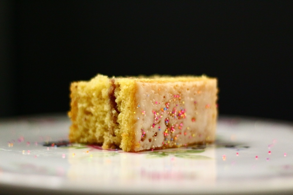 Easy Vanilla Cake of LaFaya Channel - Recipefy