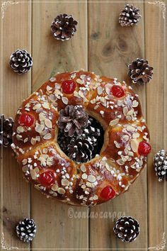 bolleria creativa CORONA DE ALMUDENA of Patricia - Recipefy