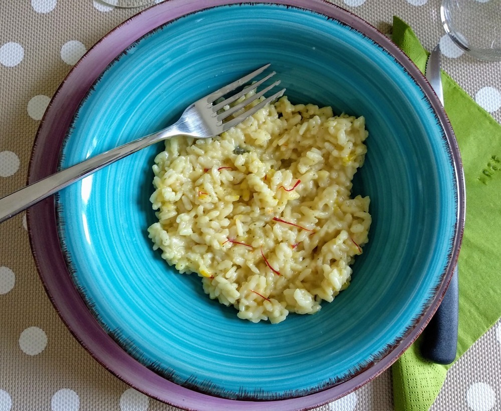 Risotto allo zafferano (alla Milanese) de Alessandra Alvisi - Recipefy